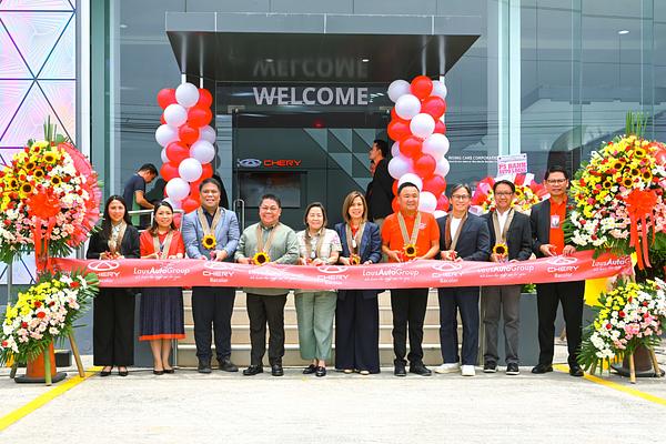Chery Auto Ph Turns Over Brand-new Chery Tiggo 7 Pro to Carlos Yulo